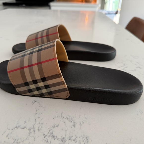 Burberry Black and Tan Plaid Slides - Picture 2 of 8
